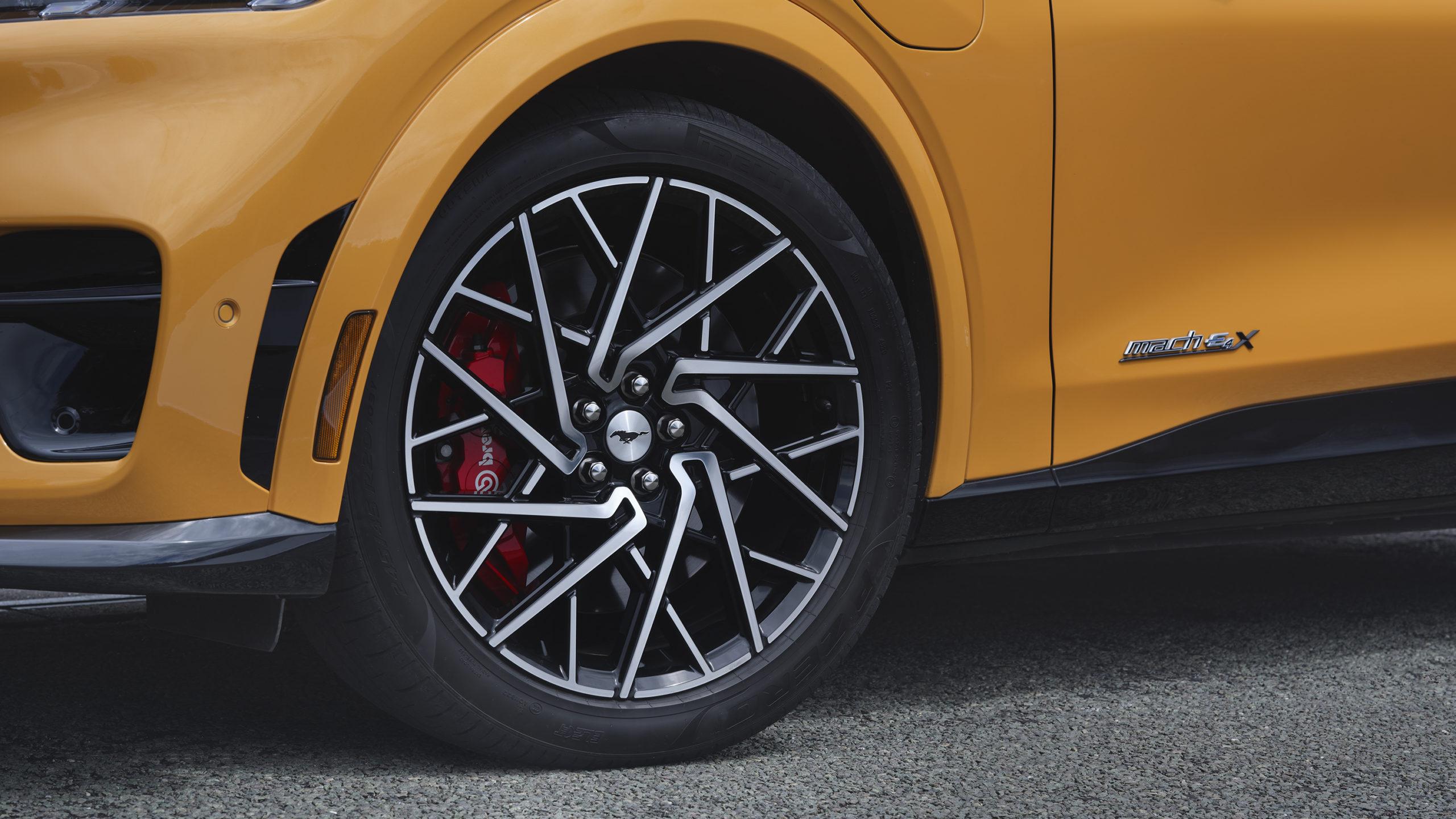 ford-mustang-mach-e-gt-alloy-wheel