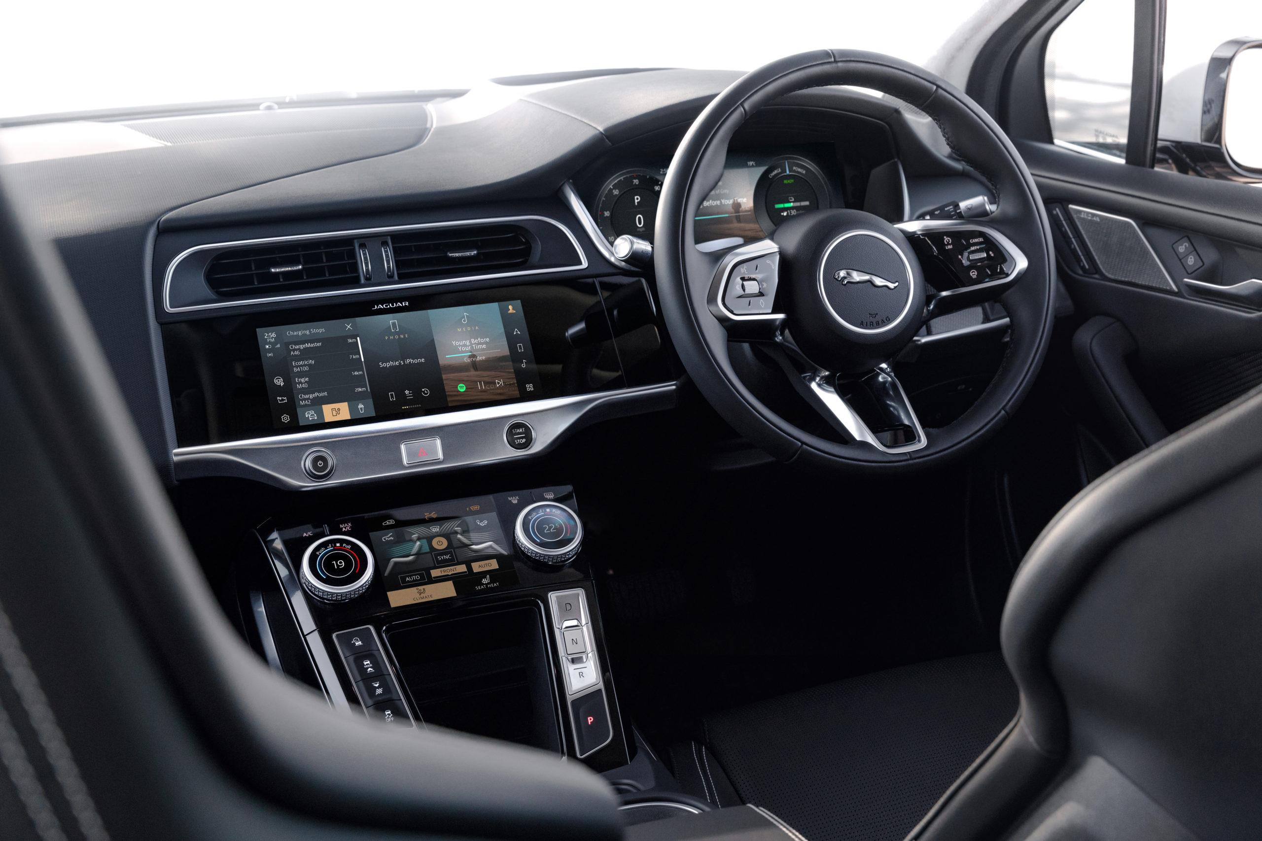 jaguar-i-pace-steering-wheel-21