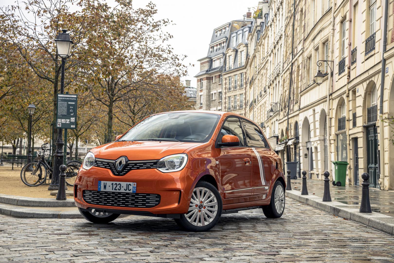 renault-twingo-electric-charging-speed-21