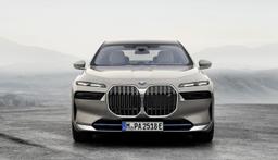 bmw-i7-xdrive60-front-grille
