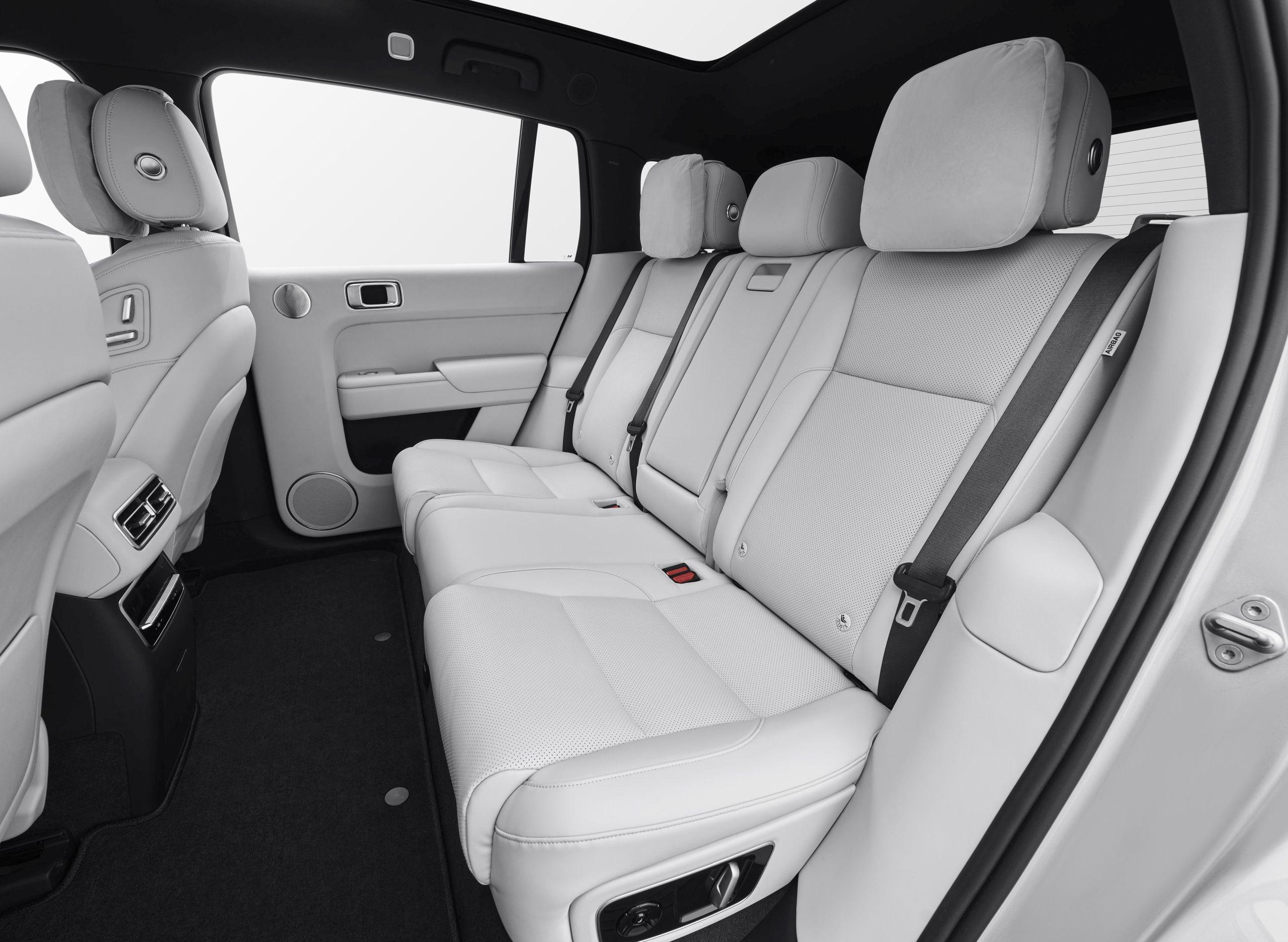 li-auto-l7-rear-seats